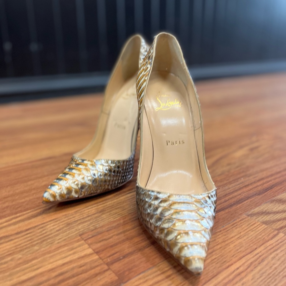 Beautiful 👠 - Picture 4 of 5